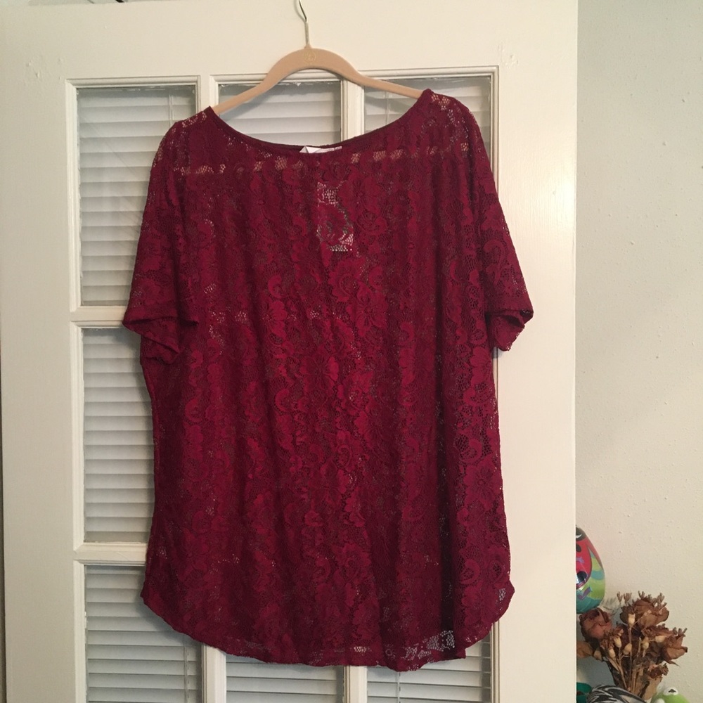 Honey & Lace 3X Lace Top